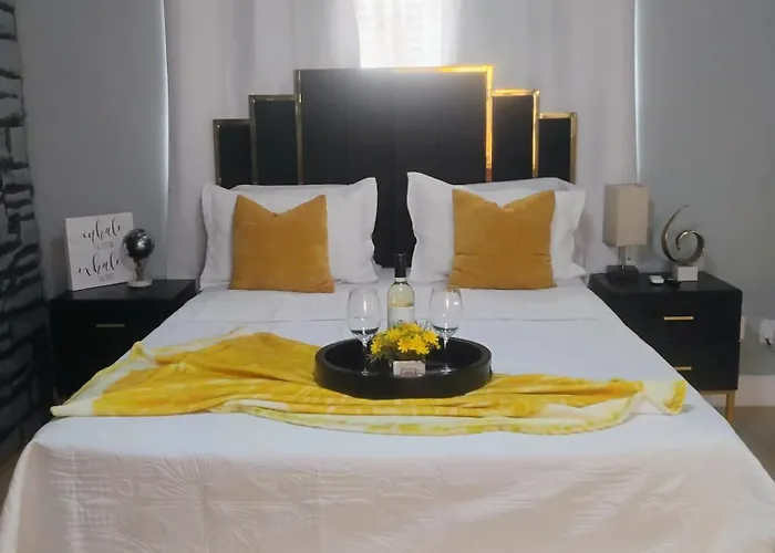 The Citrus Guesthouse In Tampa
